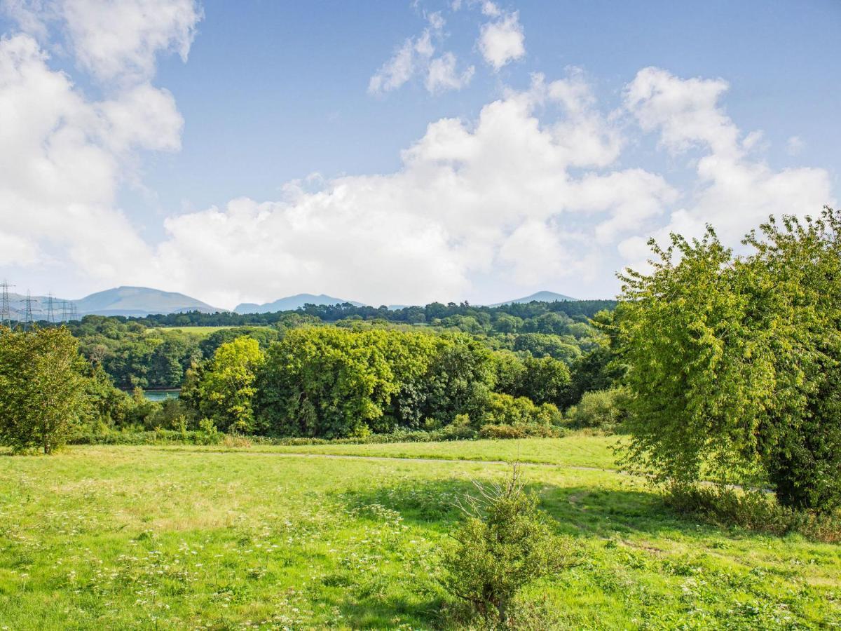 Menai View Villa Llanfairpwllgwyngyll Bagian luar foto